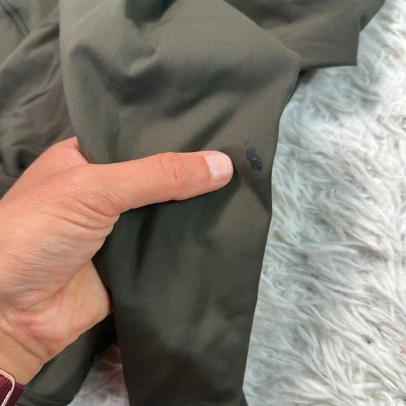 NWT Lululemon Base Pace High-Rise Running Tight 28" Dark Olive - Picture 2 of 7